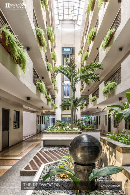 Redwoods, 2 Bedroom Condo Fairview QC Reduced to sell!