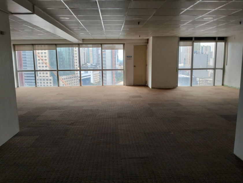 Office Space for Lease at Burgundy Corporate Tower Buendia Makati - 253 sqm fitted unit