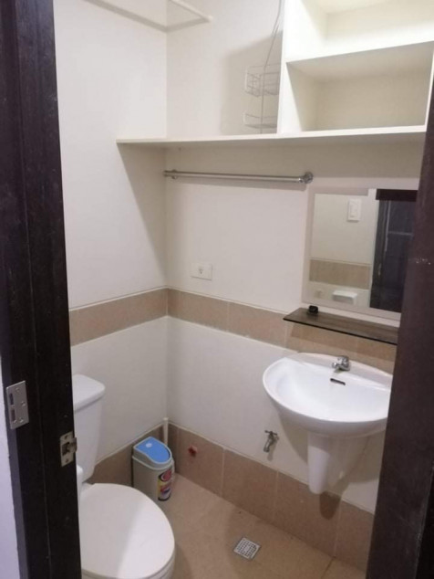 1 Bedroom At Chateau Elysse Parañaque For Sale