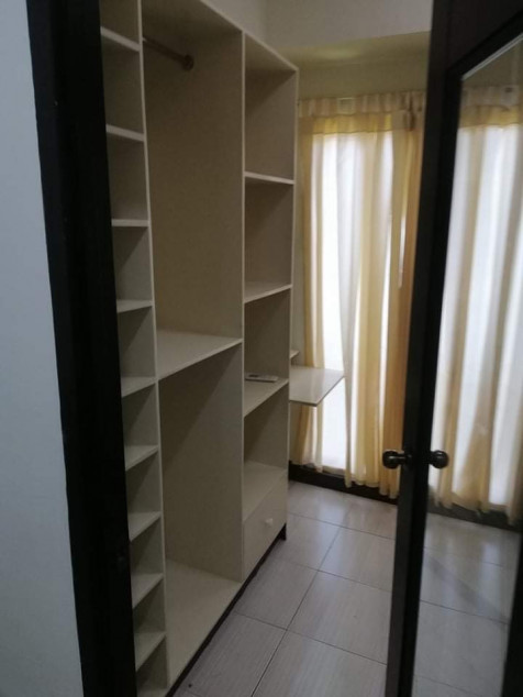 1 Bedroom At Chateau Elysse Parañaque For Sale