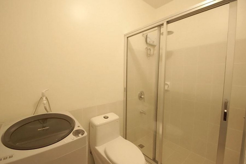 Semi Furnished 2 Bedroom Unit In Lumiere Residences Pasig With Parking (PH17-WT)