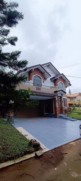 House And Lot For Sale At Greenwoods Dasmariñas, Cavite