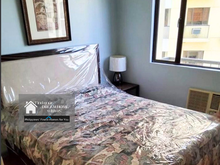 3BR Condo Unit At Forbeswood Heights BGC  For Rent