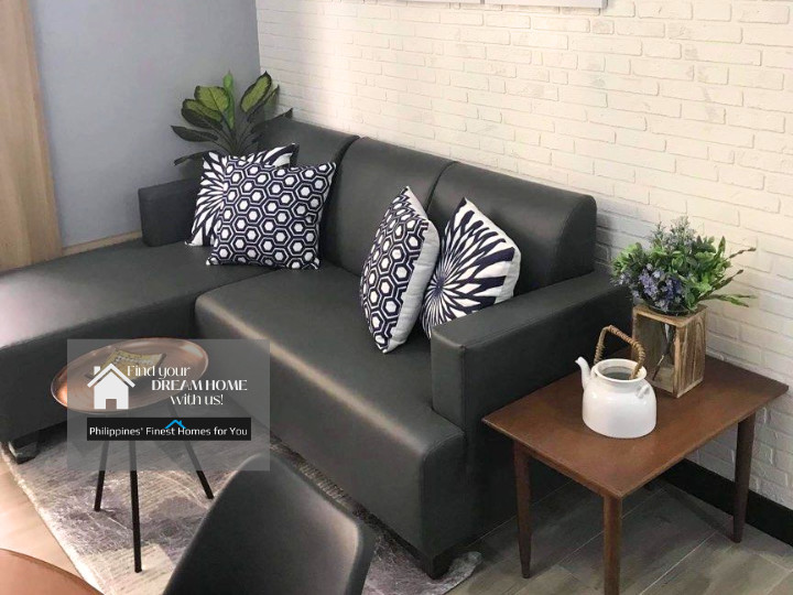 3BR Condo Unit At Forbeswood Heights BGC  For Rent