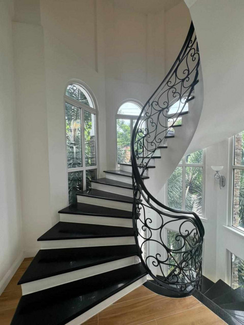 House for Rent Mckinley Hill Village