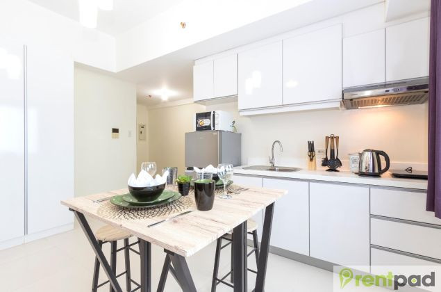 Fully Furnished Studio Unit In Icon Plaza, BGC For Sale (12G)