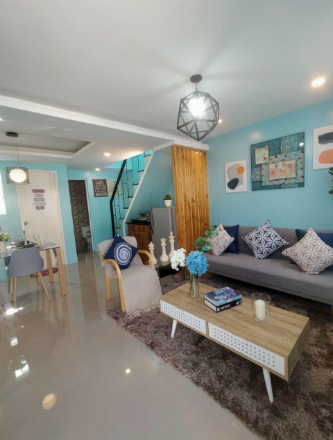 Casa Feliz Riyana townhouse