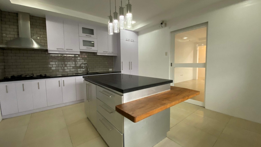 BF Resort Village House