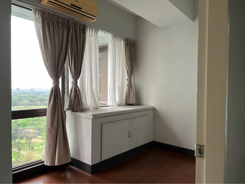 Clean Title RFO 2BR FOR SALE at Tower 3 The Bellagio BGC Taguig