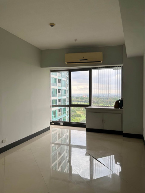 Clean Title RFO 2BR FOR SALE at Tower 3 The Bellagio BGC Taguig