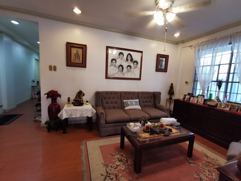 Sanville House and Lot for sale