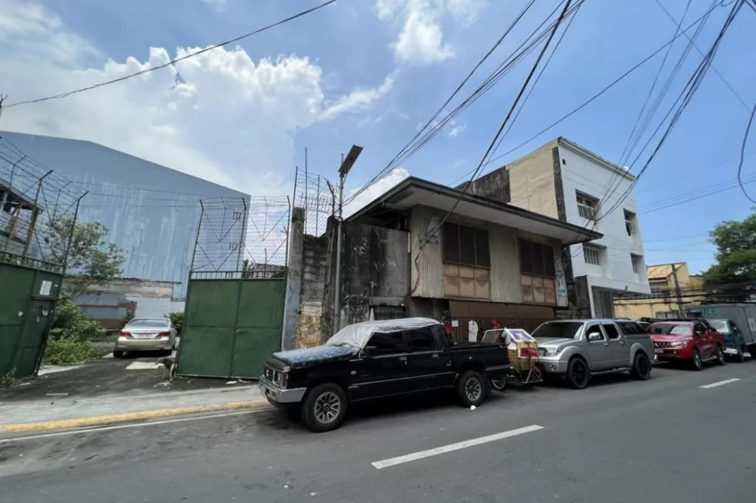 Lot For Sale At San Isidro Makati City 435 SQM Commercial Mixed- Use