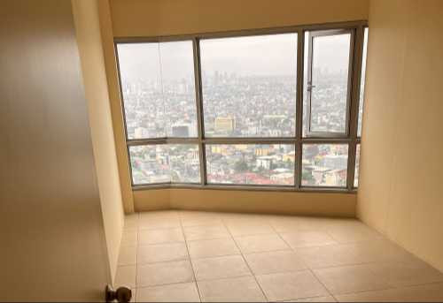 Corner Unit 77.5 sqm 2 Bedrooms & 2 Toilet & Bath Great Makati and Manila View