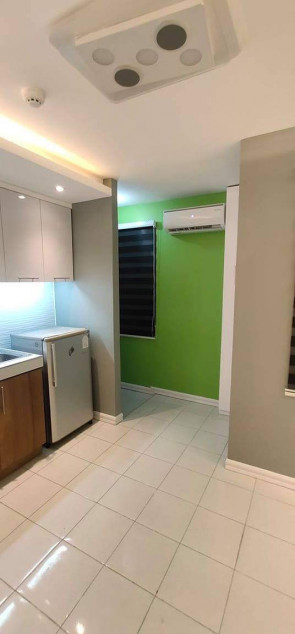 Condo Unit For Sale At One Metropolitan Place Pasay City 18 SQM Studio Modern Design W/ Balcony