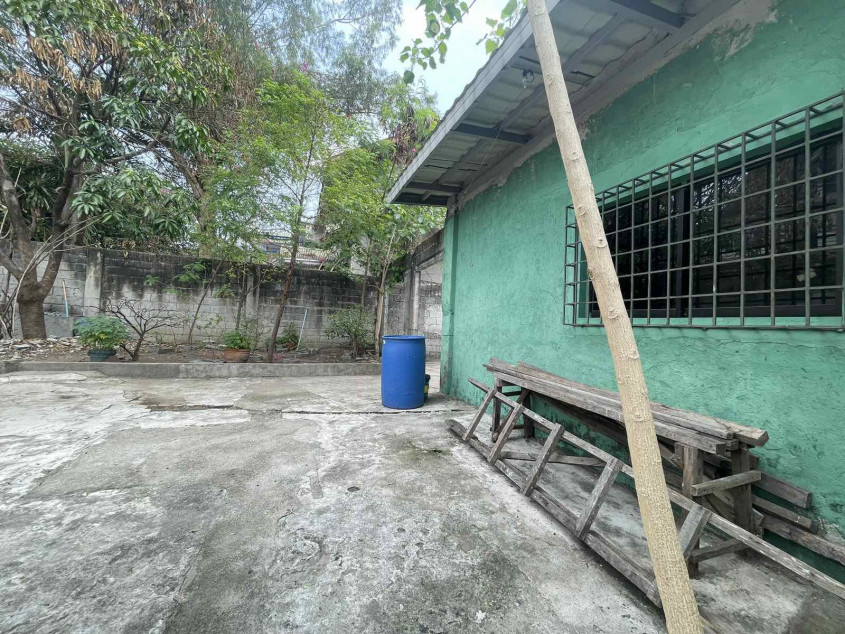 Lot For Sale in Mindanao Ave Taguig City 335 SQM Main Road Clean Title