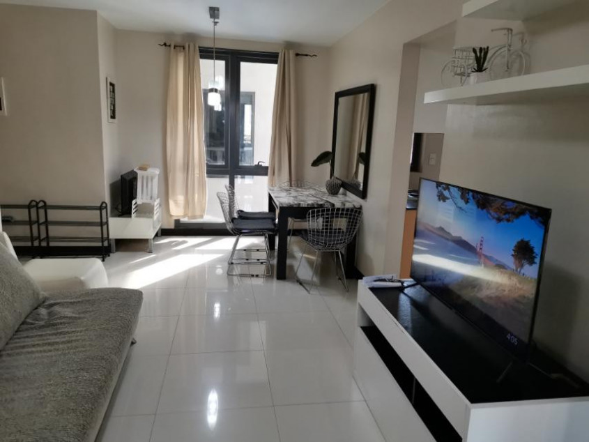 Clean Title Furnished 2BR with Balcony FOR SALE at Greenbelt Hamilton Legazpi Village Makati