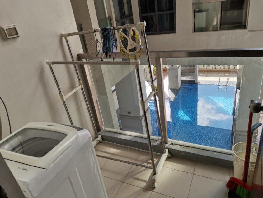 Clean Title Furnished 2BR with Balcony FOR SALE at Greenbelt Hamilton Legazpi Village Makati