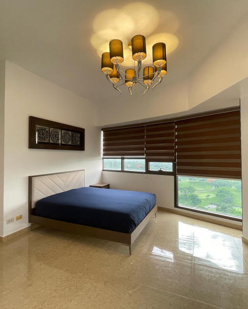 Newly Renovated 2BR For Sale In Icon Residences BGC