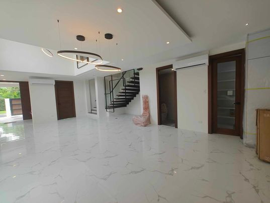 House and Lot in Brgy. Holy Spirit Commonwealth Quezon City