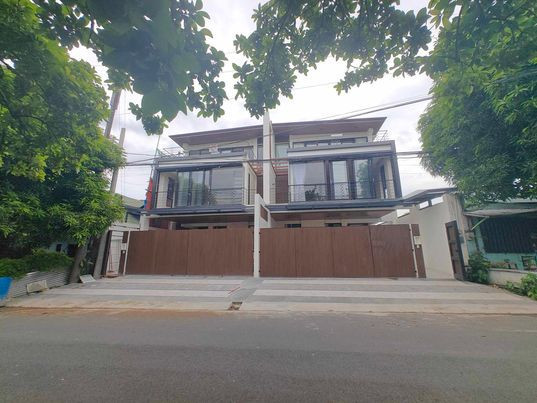 House and Lot in Brgy. Holy Spirit Commonwealth Quezon City