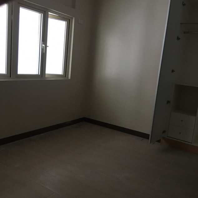Clean Title RFO Studio Unit FOR SALE at San Antonio Residences Gil Puyat Makati