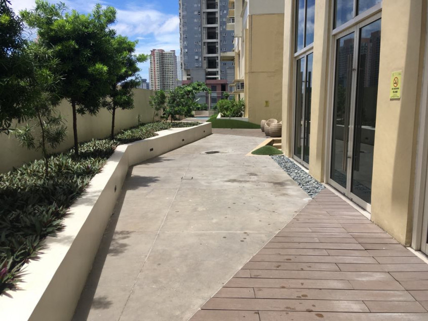 Clean Title RFO Studio Unit FOR SALE at San Antonio Residences Gil Puyat Makati