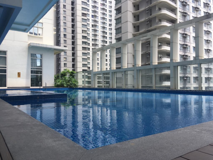 Clean Title RFO Studio Unit FOR SALE at San Antonio Residences Gil Puyat Makati