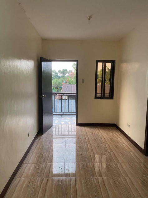 For Rent w/ Parking/Gated Private Compound In Santa Maria, Bulacan