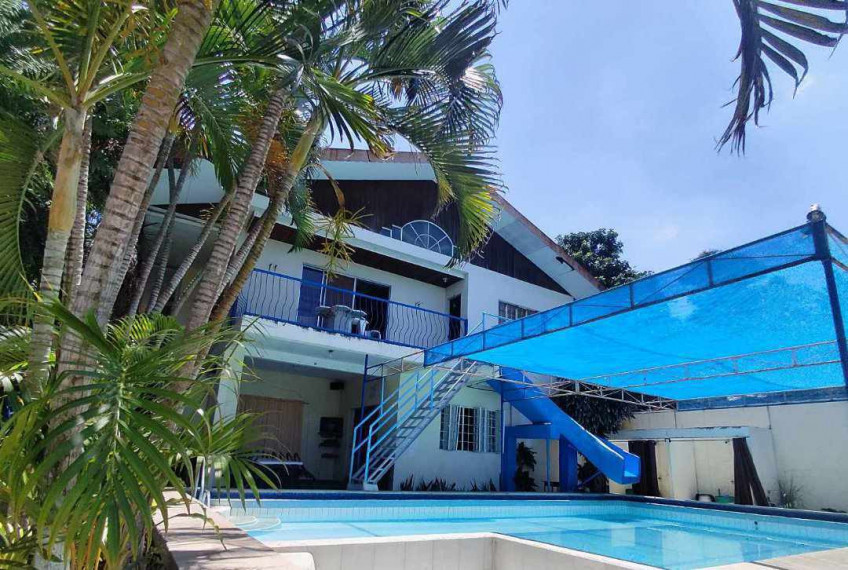 House & Lot With Hot Spring In Pansol, Laguna