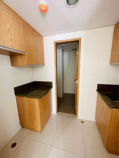 2 Bedroom Condominium In BGC Near Grand Hyatt