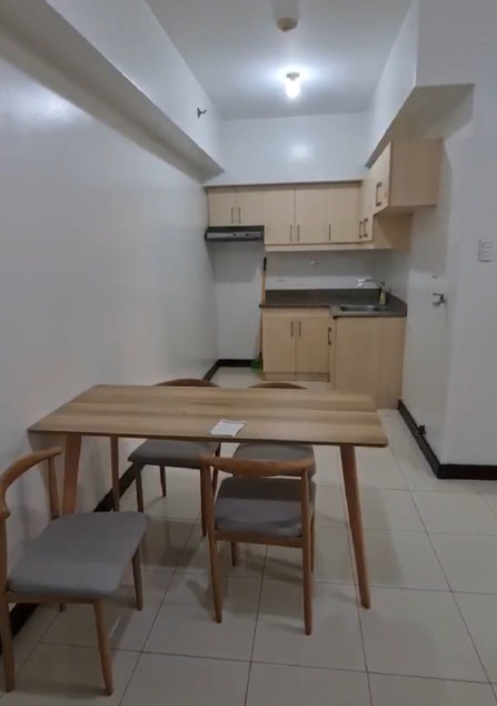 2 BR with w/ Parking - DMCI Lumiere Residences - Pasig Blvd