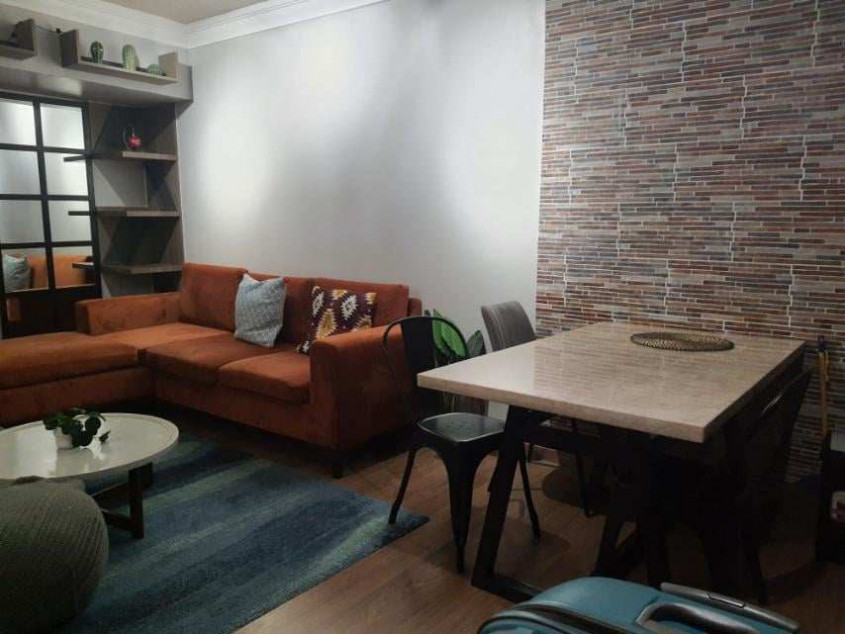 For Leas 2 BR Unit At The Rise Makati