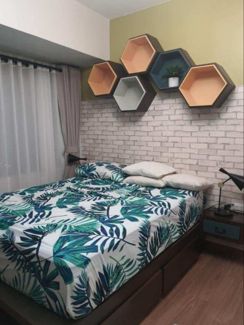 For Leas 2 BR Unit At The Rise Makati