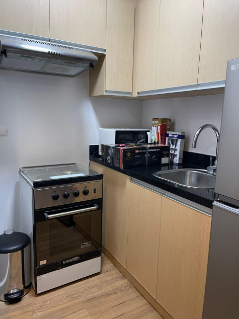 Clean Title RFO Furnished Studio Unit FOR SALE at Tower 3 of The Lerato Makati