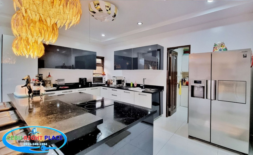 7 Bedroom Luxury House For Sale in Pristina North Talamban Cebu