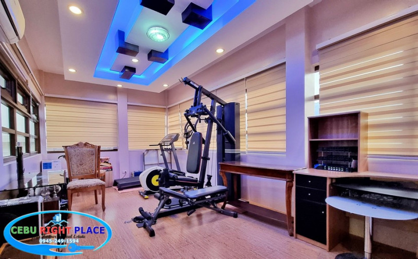 7 Bedroom Luxury House For Sale in Pristina North Talamban Cebu