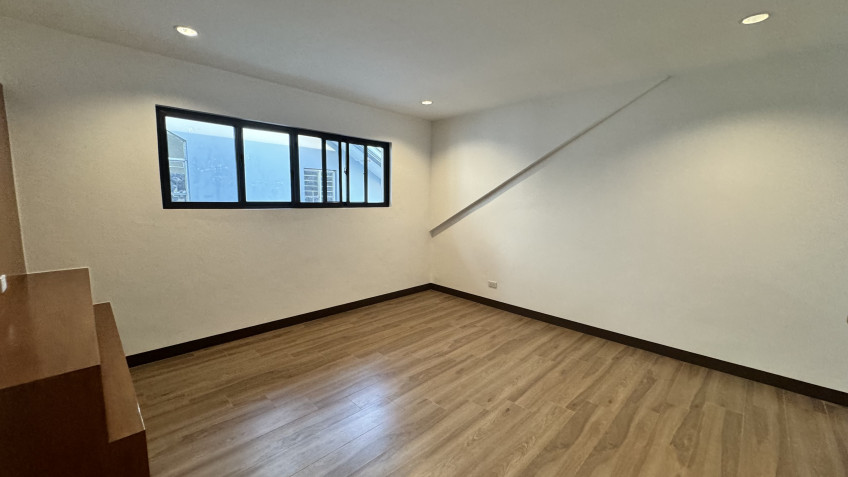 38M Corner House and Lot in BF Homes Quezon City