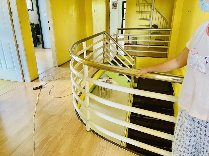 House and Lot Foreclosed Property for sale in Town and Country Dasmarinas Cavite