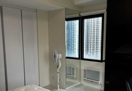 Fully Furnished 1BR Condo For Rent With Parking & Balcony In BGC