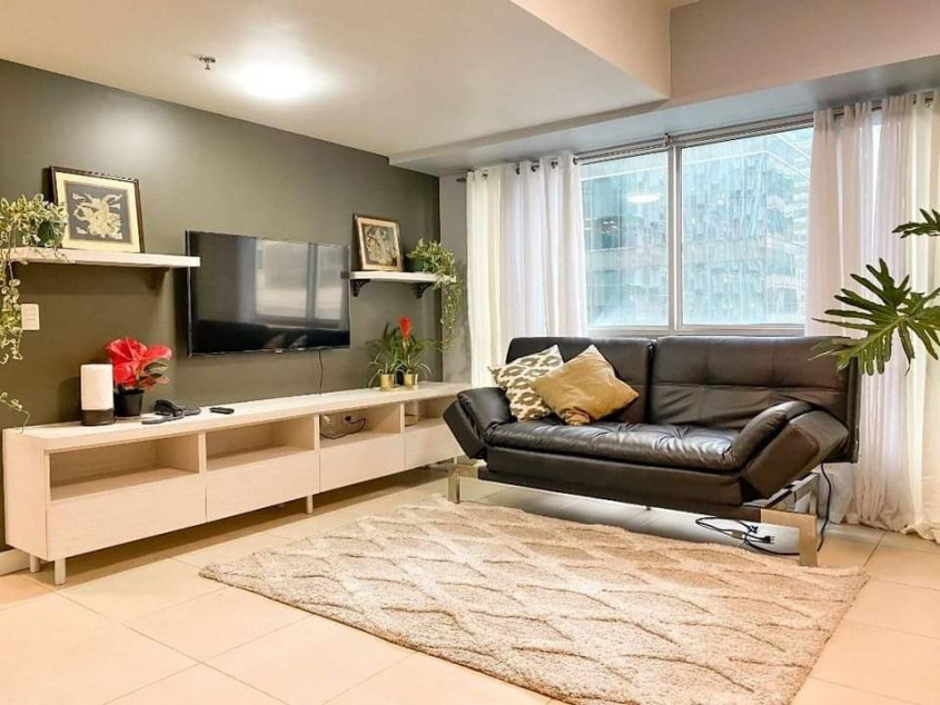 Bright & Spacious 2-Bedroom 2-Bathroom Corner Unit With Modern Features in BGC