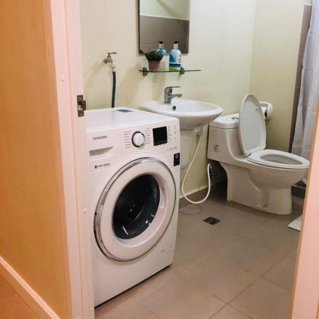 Bright & Spacious 2-Bedroom 2-Bathroom Corner Unit With Modern Features in BGC