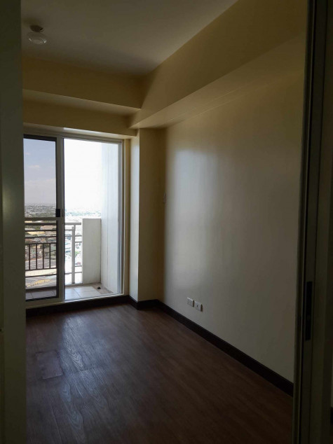 RUSH SALE 1BR Unit at Zinnia Tower - Direct Seller