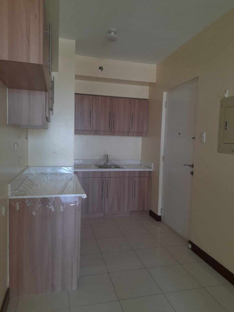 RUSH SALE 1BR Unit at Zinnia Tower - Direct Seller