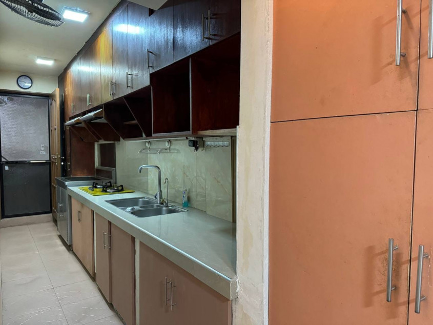 6 BR House and Lot for Sale in Bacoor, Cavite