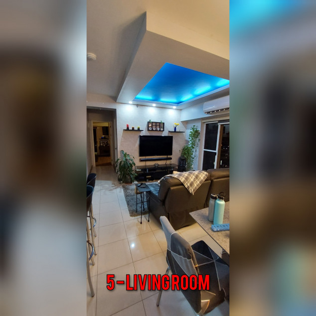 Lumiere Resdences - 3 bedroom end unit converted to a 2 bedroom unit; 2 full bathrooms; 83 sq. mtr.