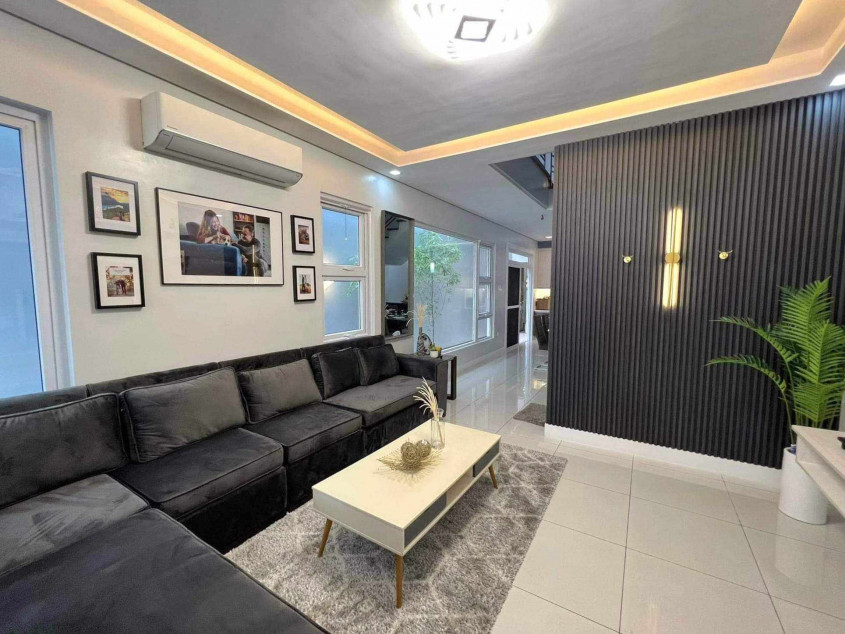 340 sqm - Elegant House and Lot for Sale in Sikatuna Village Quezon City