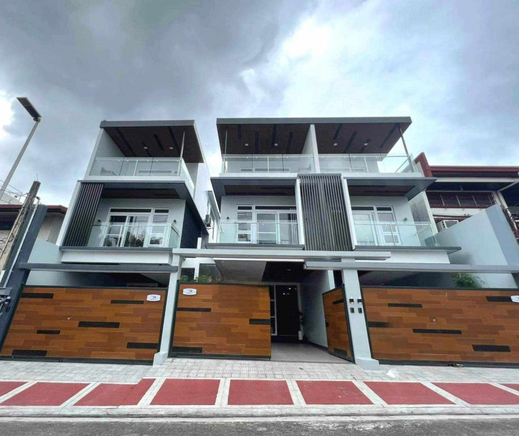340 sqm - Elegant House and Lot for Sale in Sikatuna Village Quezon City