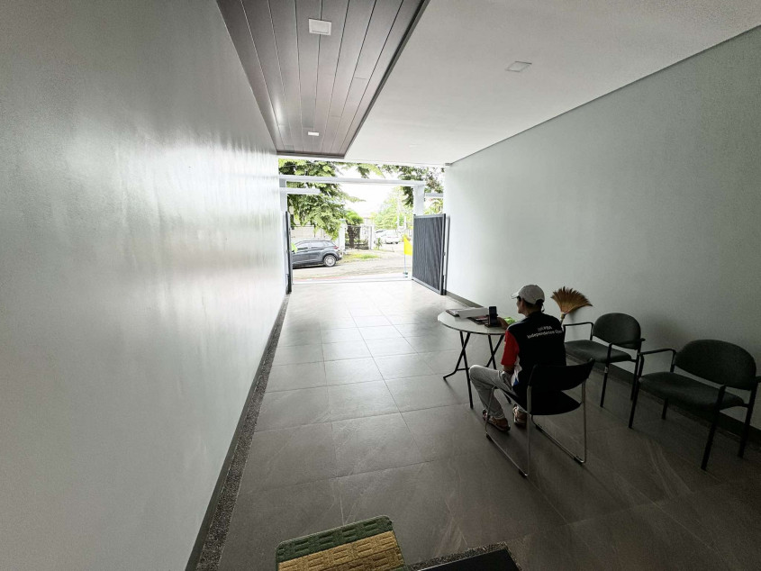 3 Bedroom - Townhouse near Mapayapa Village Pasong Tamo Quezon City