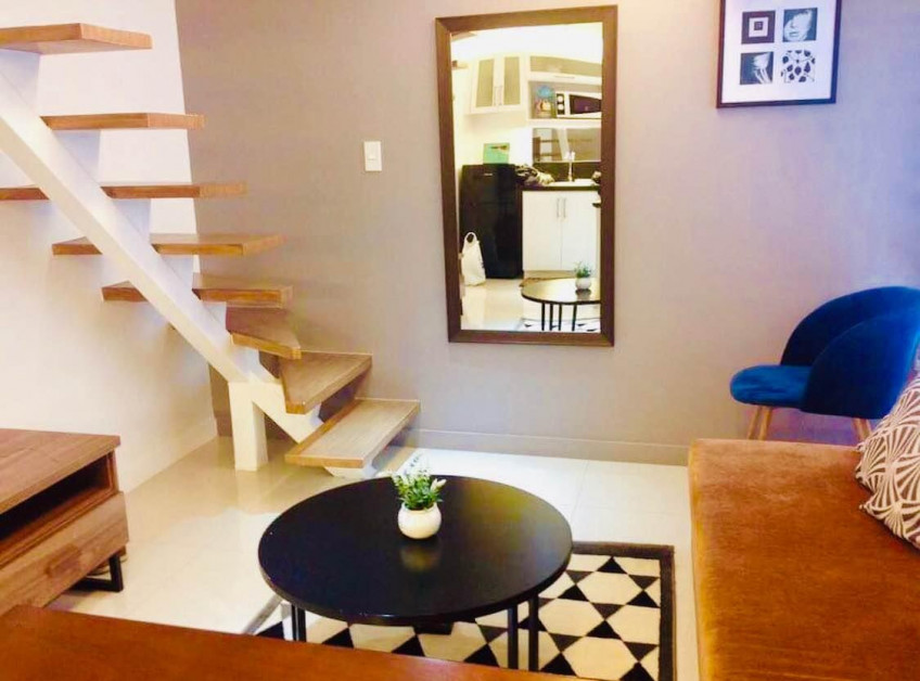 Clean Title Furnished 2BR Bi-level Unit FOR SALE at Fort Victoria BGC Taguig