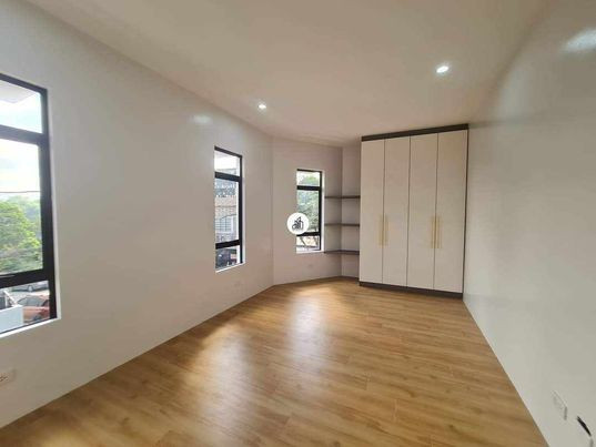 4 Bedroom, House and Lot for Sale in Cupang Antipolo near Marikina